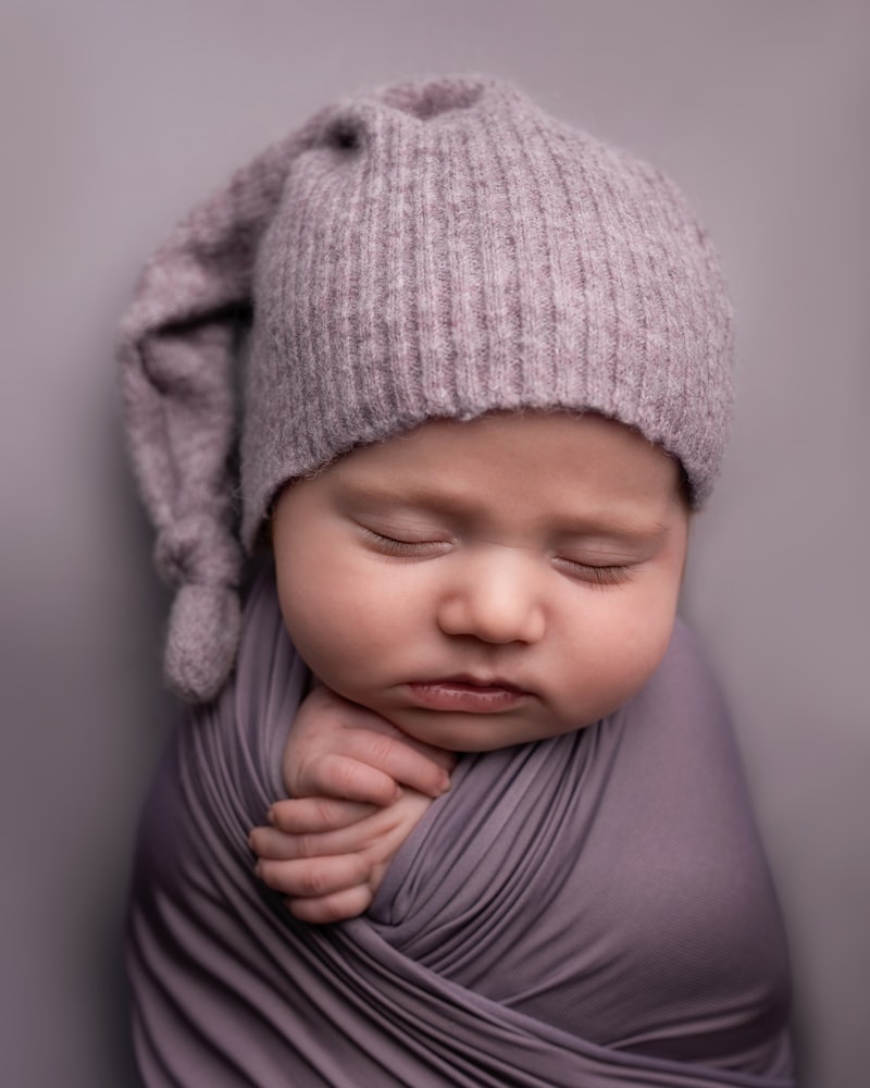 33 Haftalık Bebek Küveze Girer mi? Erken Doğumda Bebek Bakımı Nasıl Olmalı? 